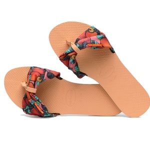 Havaianas You St. Tropez Sandals - worn once Sz 7 (37-38)